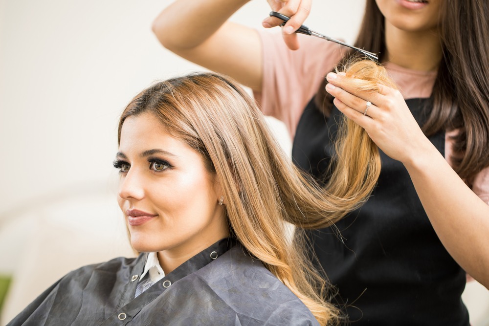 sonhar com cabelo cortado